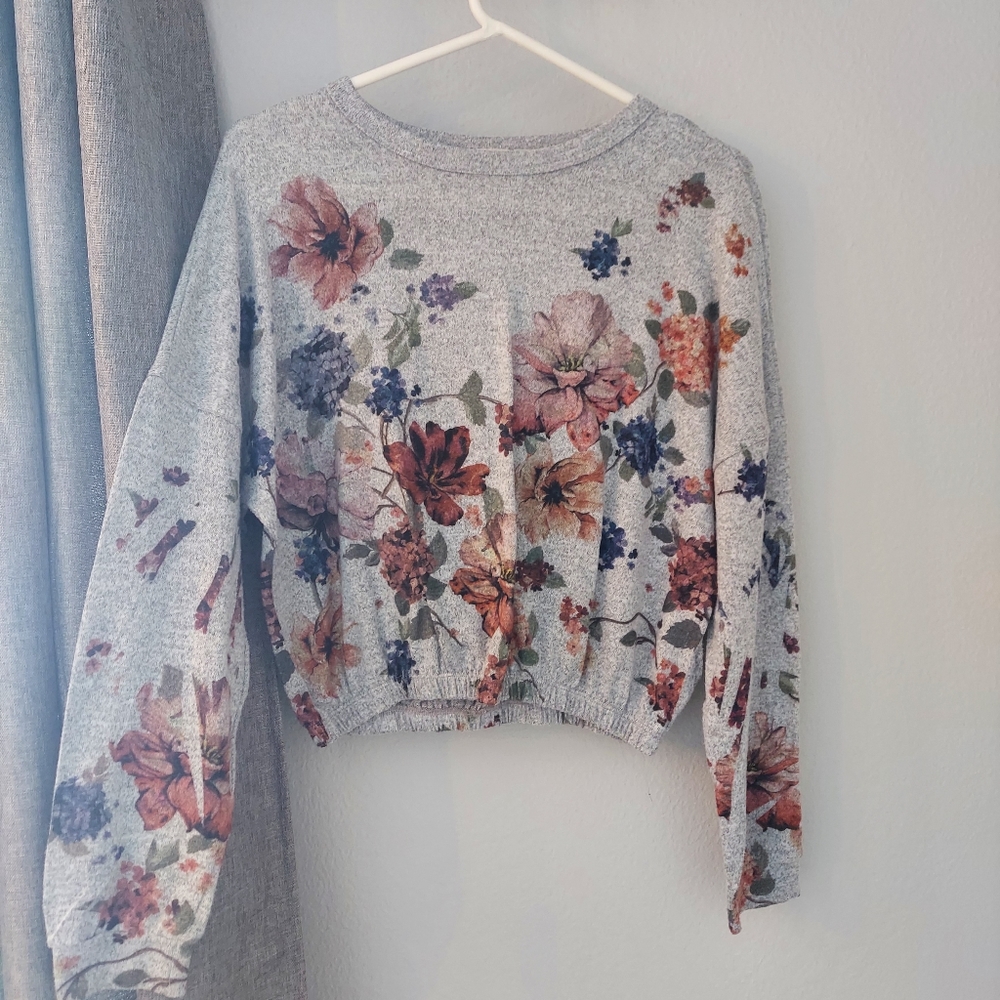 Floral Cropped Sweater